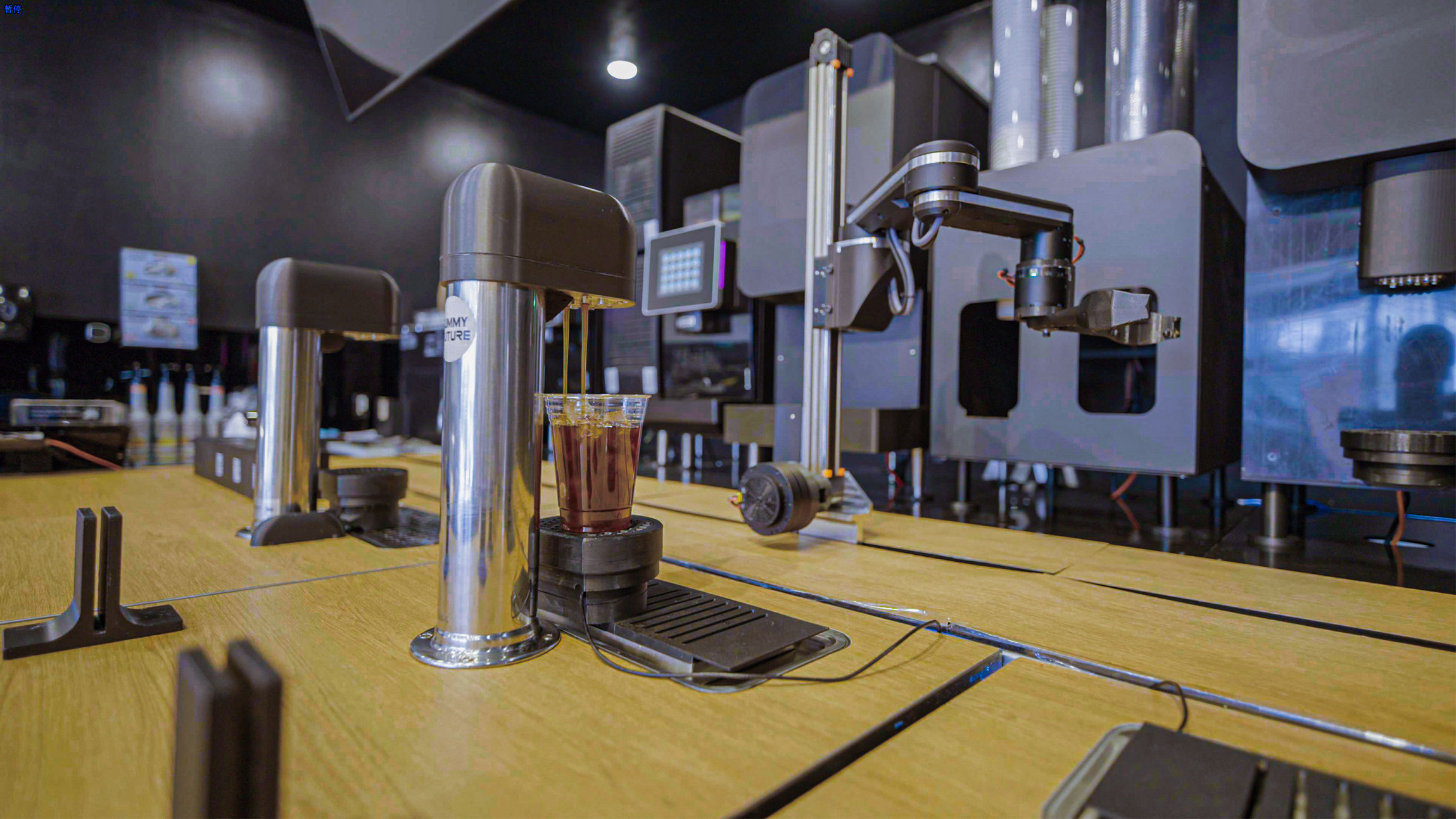 Yummy Future's flagship robotic unit at the production bar